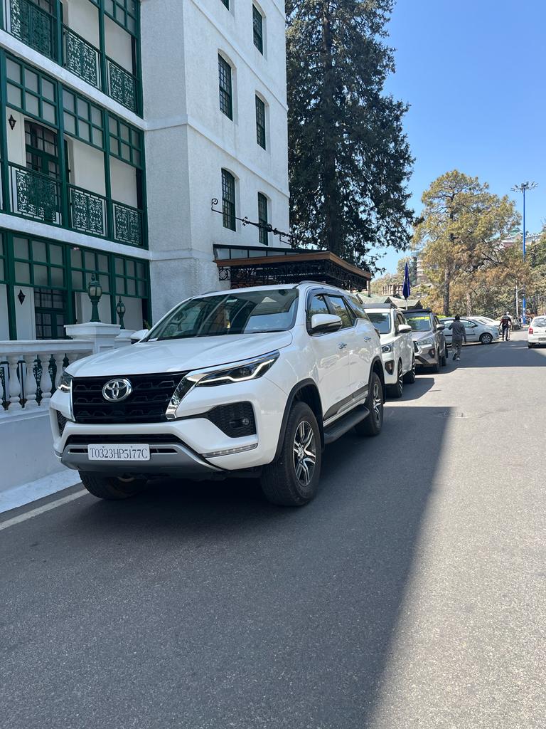 Toyota Fortuner Cab